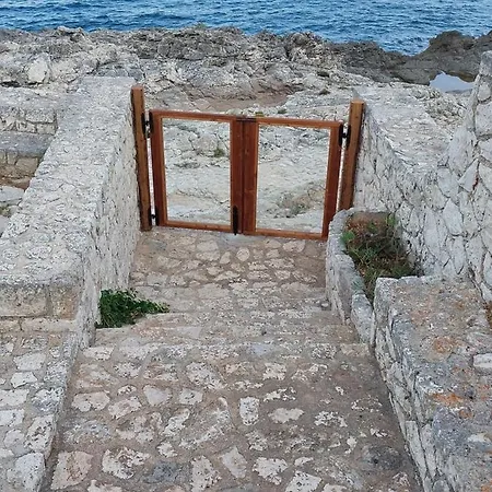 Villa A Strapiombo Sul Mare Marittima